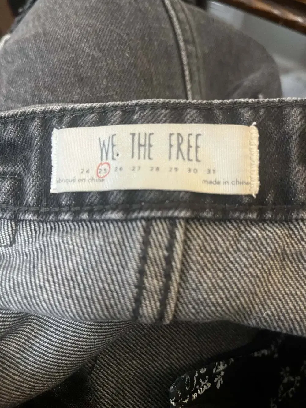 We The Free Black Distressed Button Front Denim Mini Skirt Sz 25 Raw Hem Pockets
